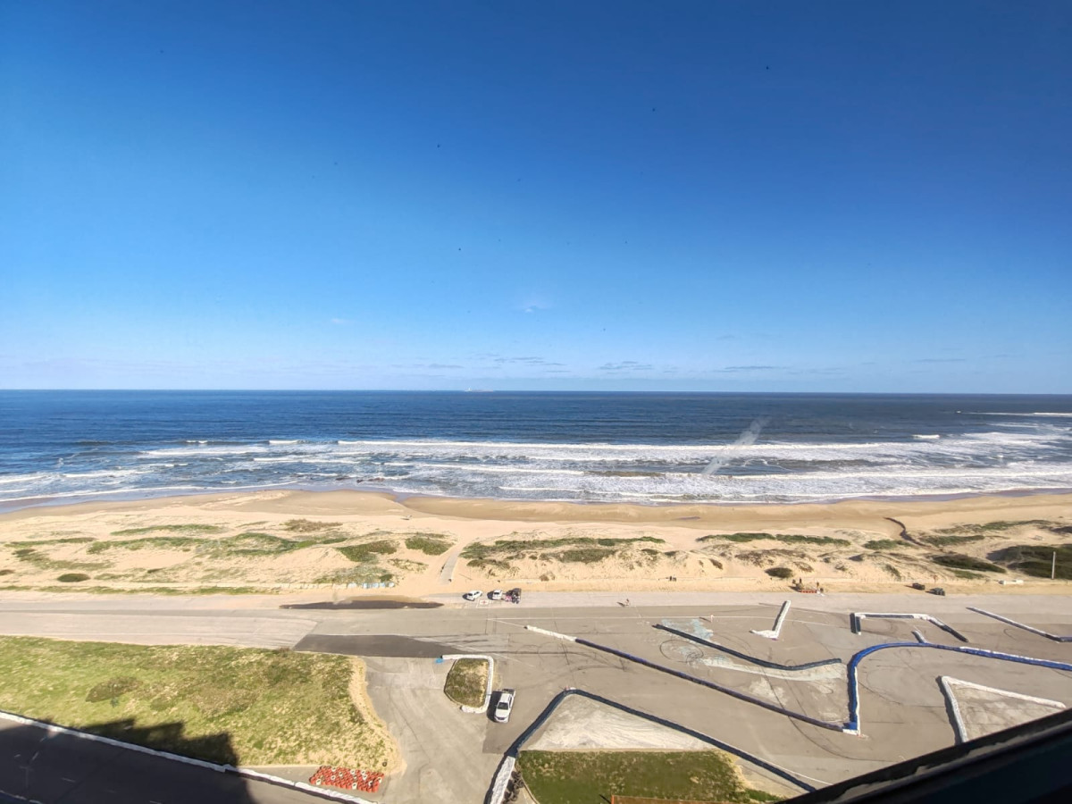 Apartamento en venta con espectacular vista al mar