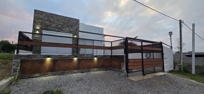 Hermosa Casa A Estrenar