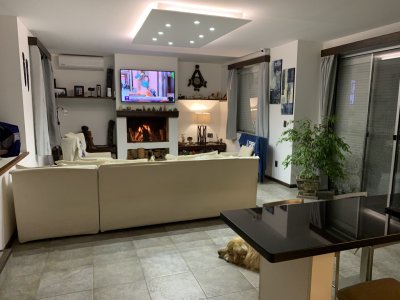 Hermosa Casa en Pinares