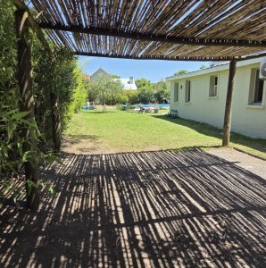 Gran casa en La Barra con piscina