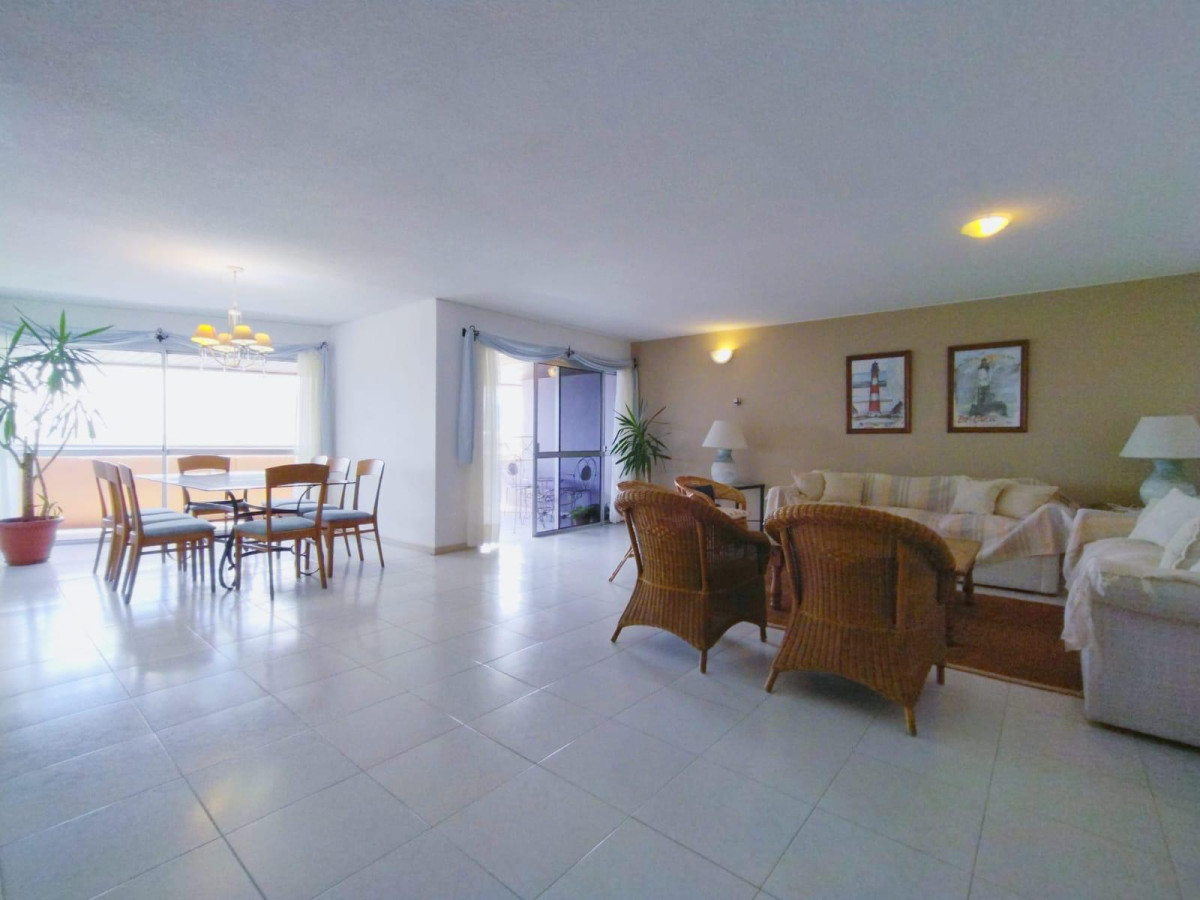 Venta penthouse 3 dormitorios en playa brava