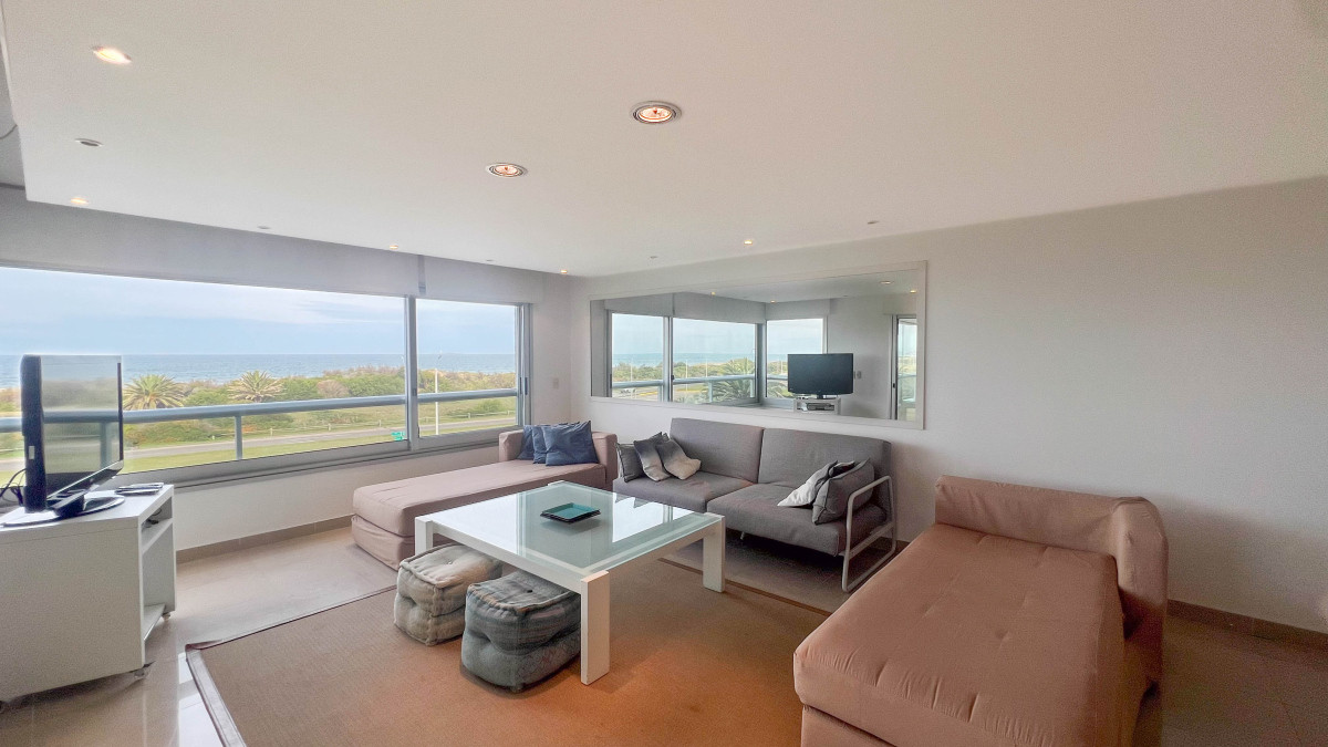 Venta apartamento 3 dormitorios en Brava