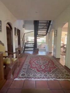 Casa en venta con potencial a zona comercial