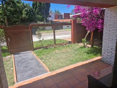 CASA 3Dorm. PLAYA MANSA POCAS CUADRAS DEL MAR