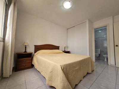 ALQUILER TEMPORAL DE APARTAMENTO DOS DORMITORIOS Y DOS BAÑOS