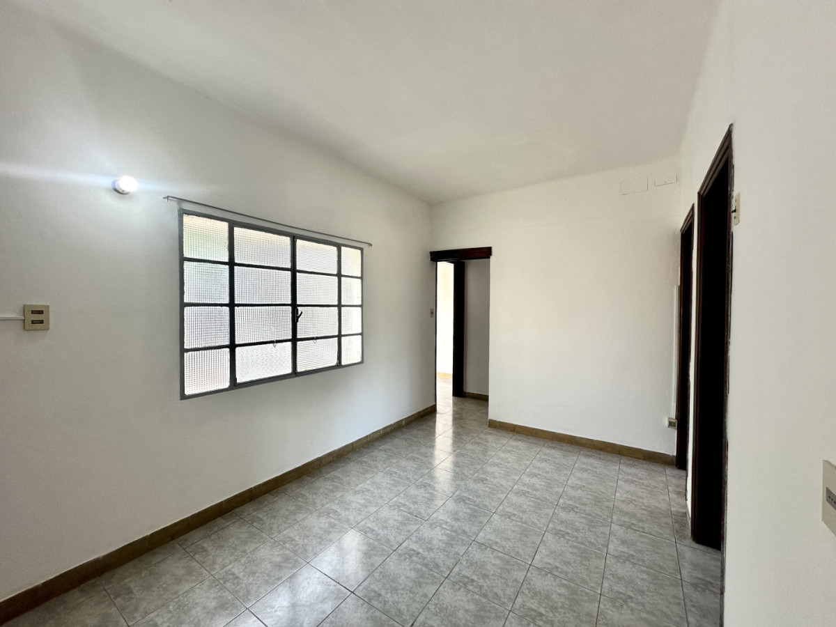 Apartamento en Venta planta alta de 54m2