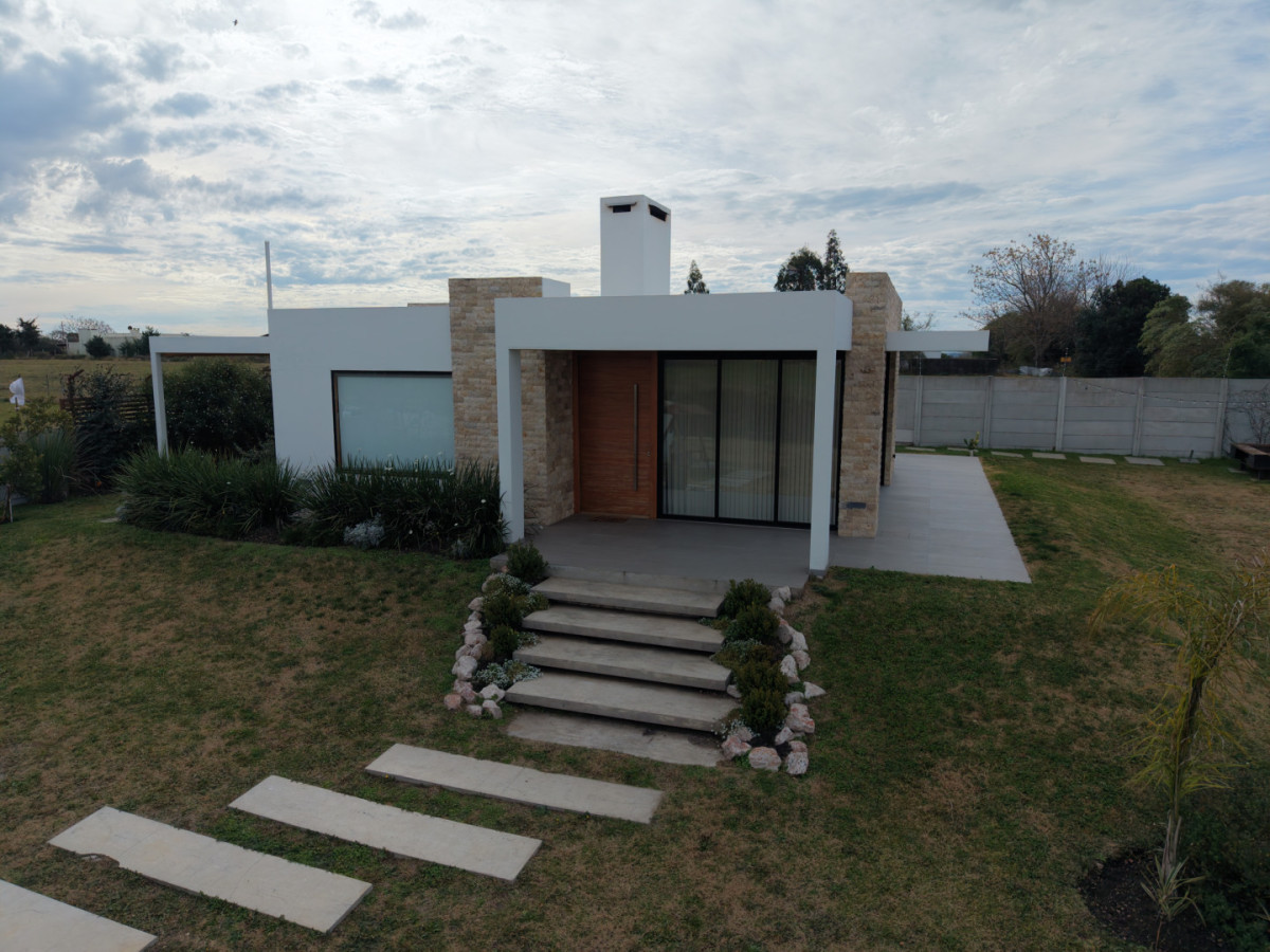 Casa moderna en venta