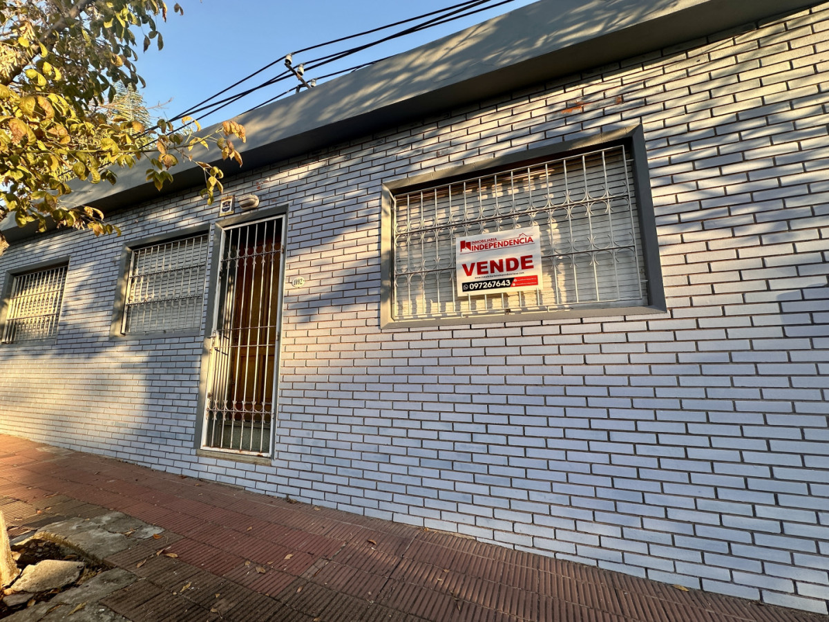 Casa en Esquina en el centro de Paysandú