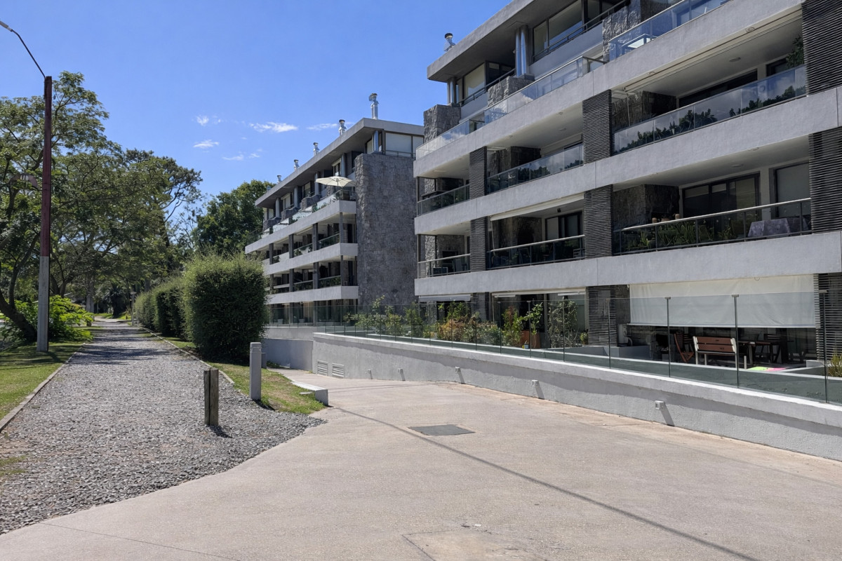Imagen de Edificio UNIQUE | 1 Dormitorio y Medio con Parrillero Propio.