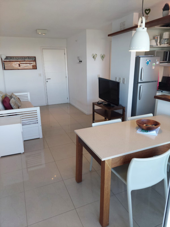 Apartamento en alquiler anual Punta del Este