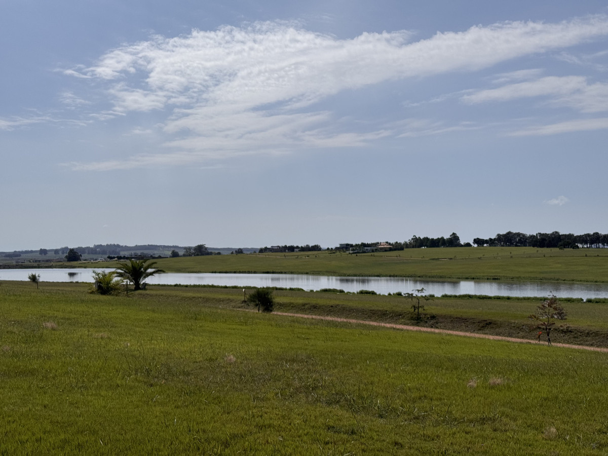 Terreno Lote en venta Laguna de los Cisnes Barrio Privado Punta del Este