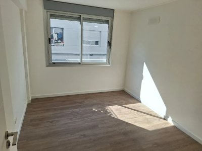 Vendo apartamento de 2 dormitorios en Tres Cruces a estrenar
