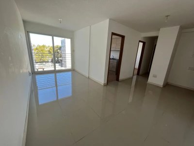 Vendo apartamento 2 dormitorios, Barrio Sur