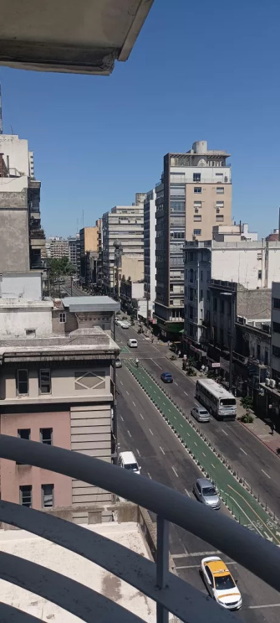 Alquilo apartamento de dos dormitorios en el Centro, Montevideo