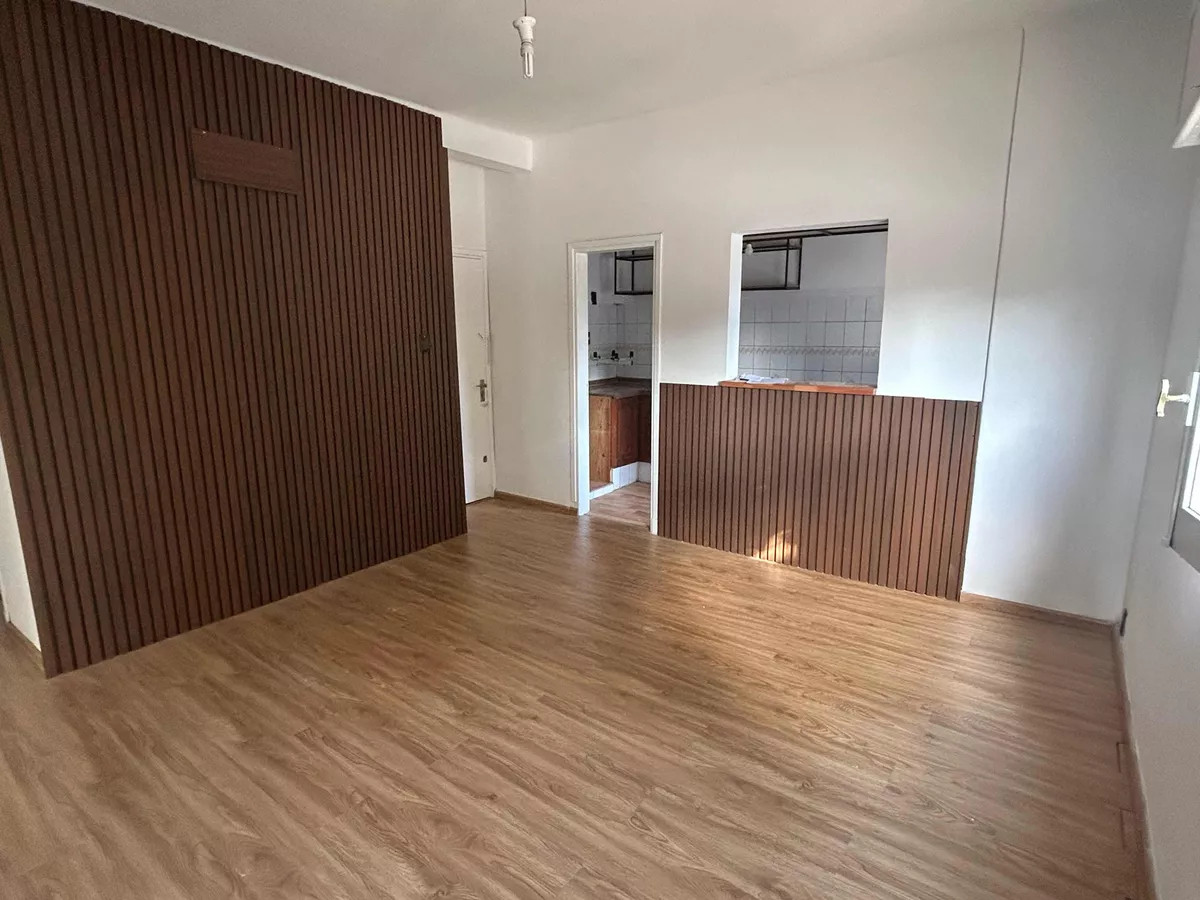 Alquiler Apartamento 2 Dormitorios, patio interno, Buceo