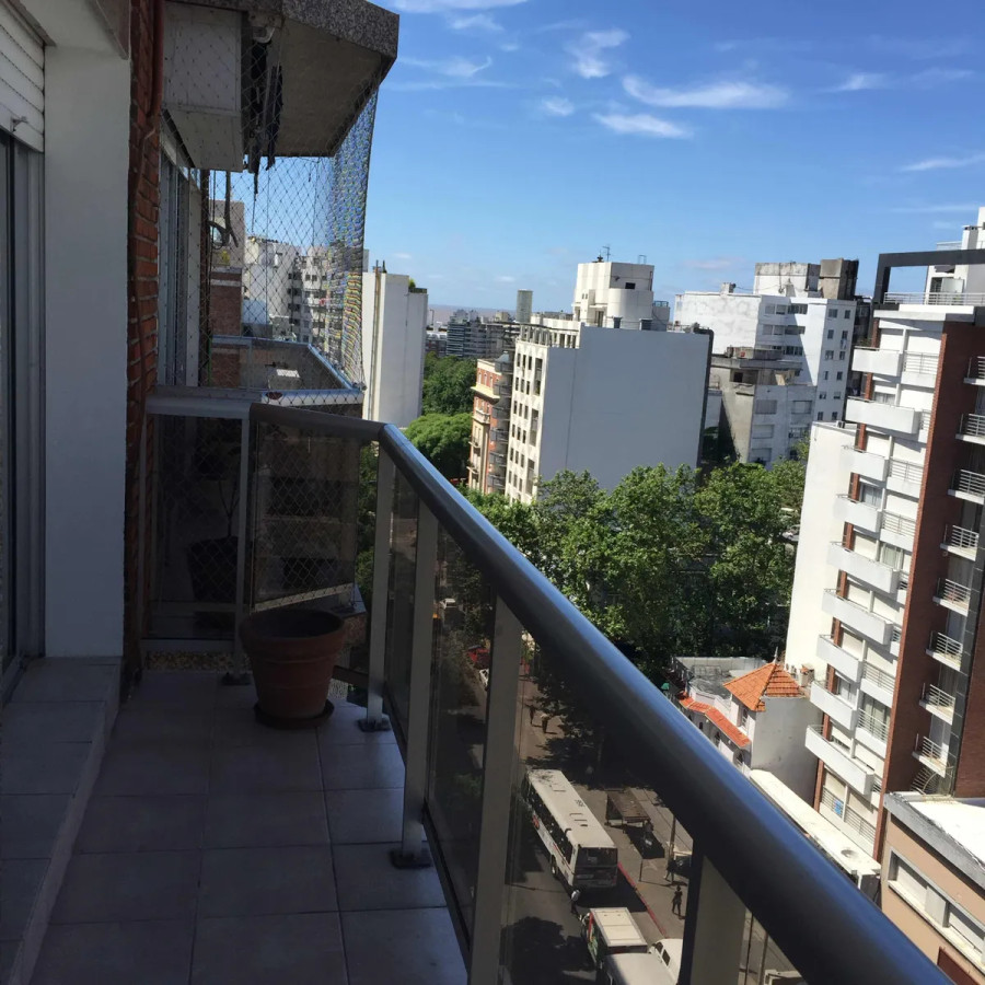 Alquiler Apartamento amoblado 1 Dormitorio, terraza, solarium, Punta Carretas