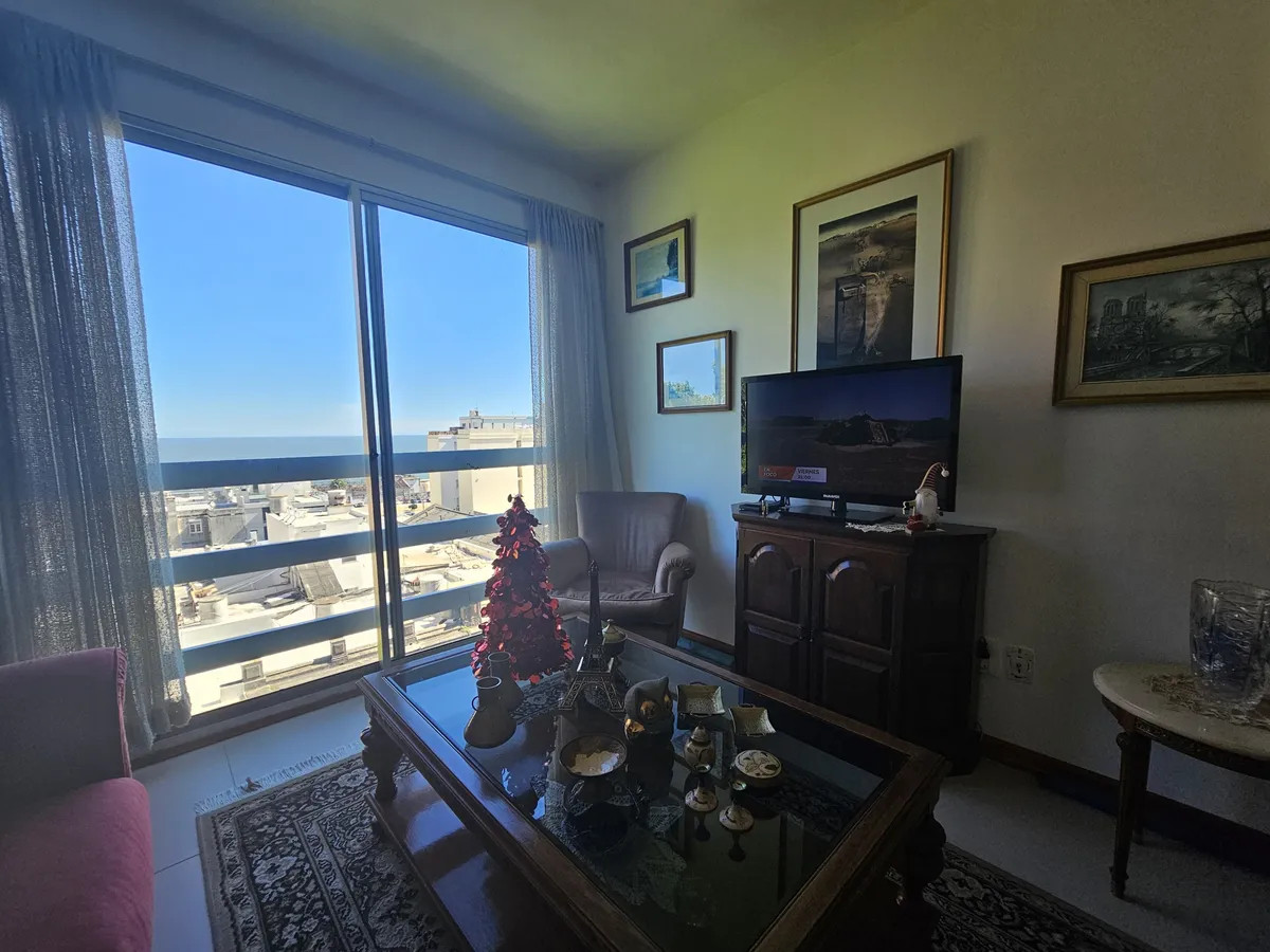 Vendo Apartamento, 1 Dormitorios, 1 Baños, Barrio Sur