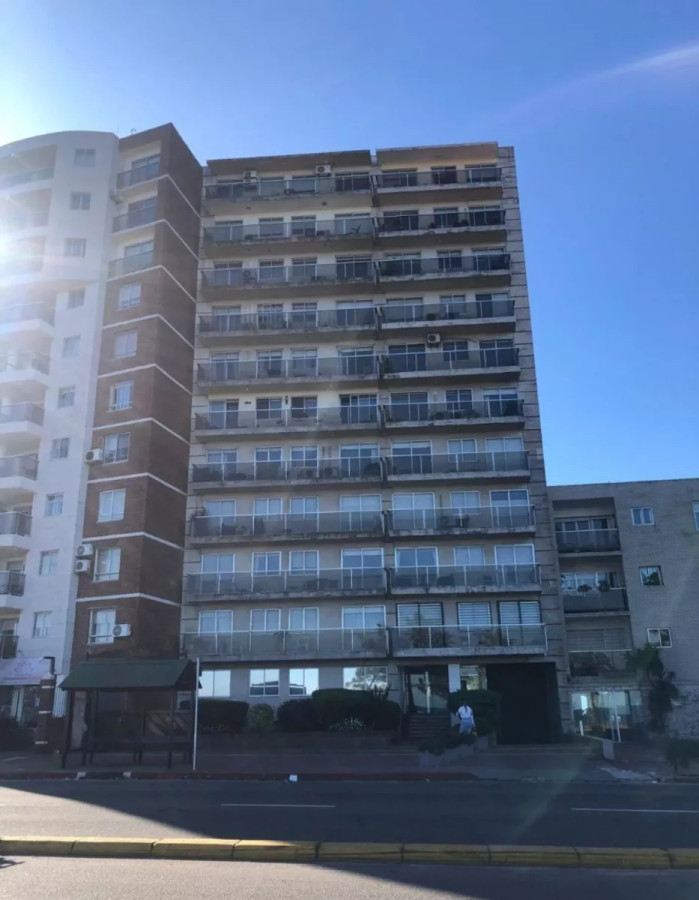 Alquilo apartamento 2 dormitorios en zona Malvin 