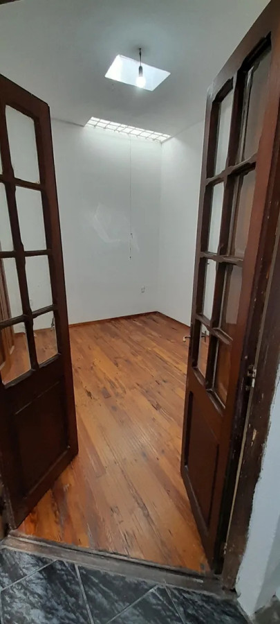 Alquilo apartamento 4 dormitorios en Paso Molino con azotea y parrillero