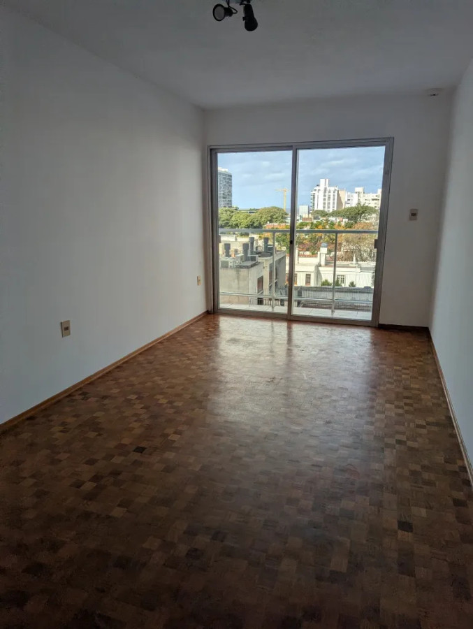 Alquilo monoambiente, Pocitos Nuevo
