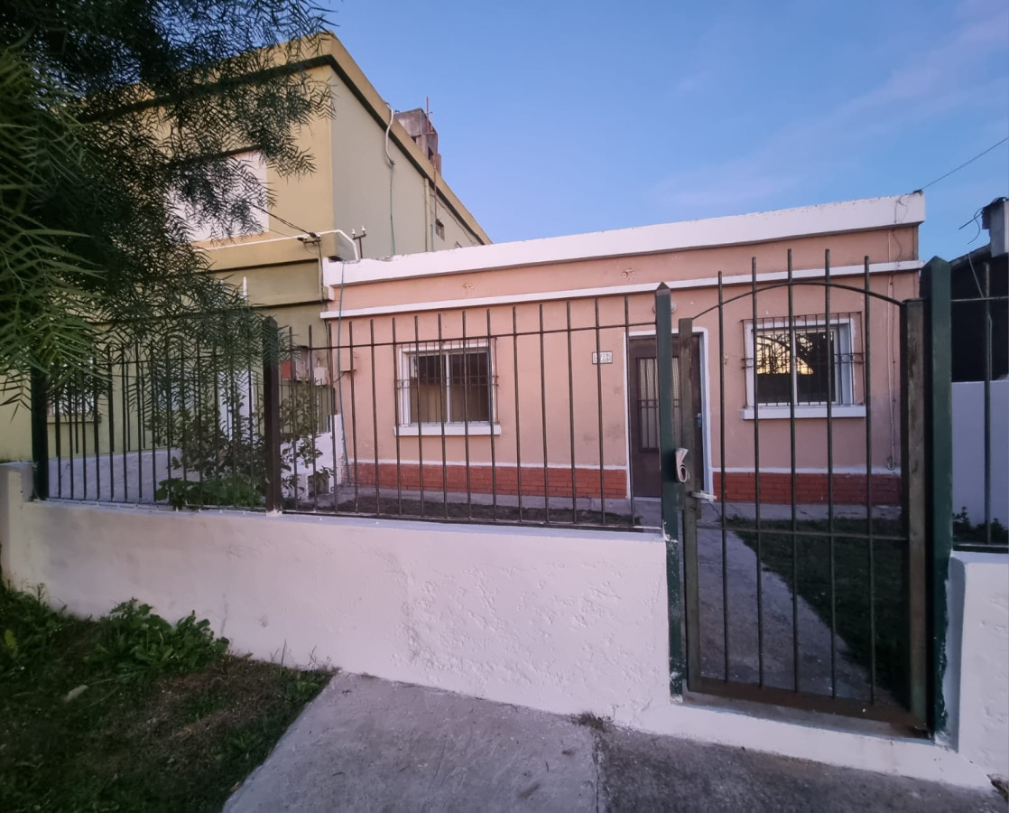 Alquiler casa 2 dormitorios Las Piedras Canelones