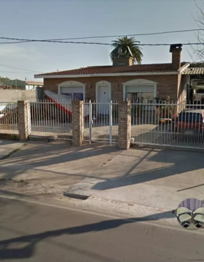 Alquiler casa 2 dormitorios más local Las Piedras Canelones