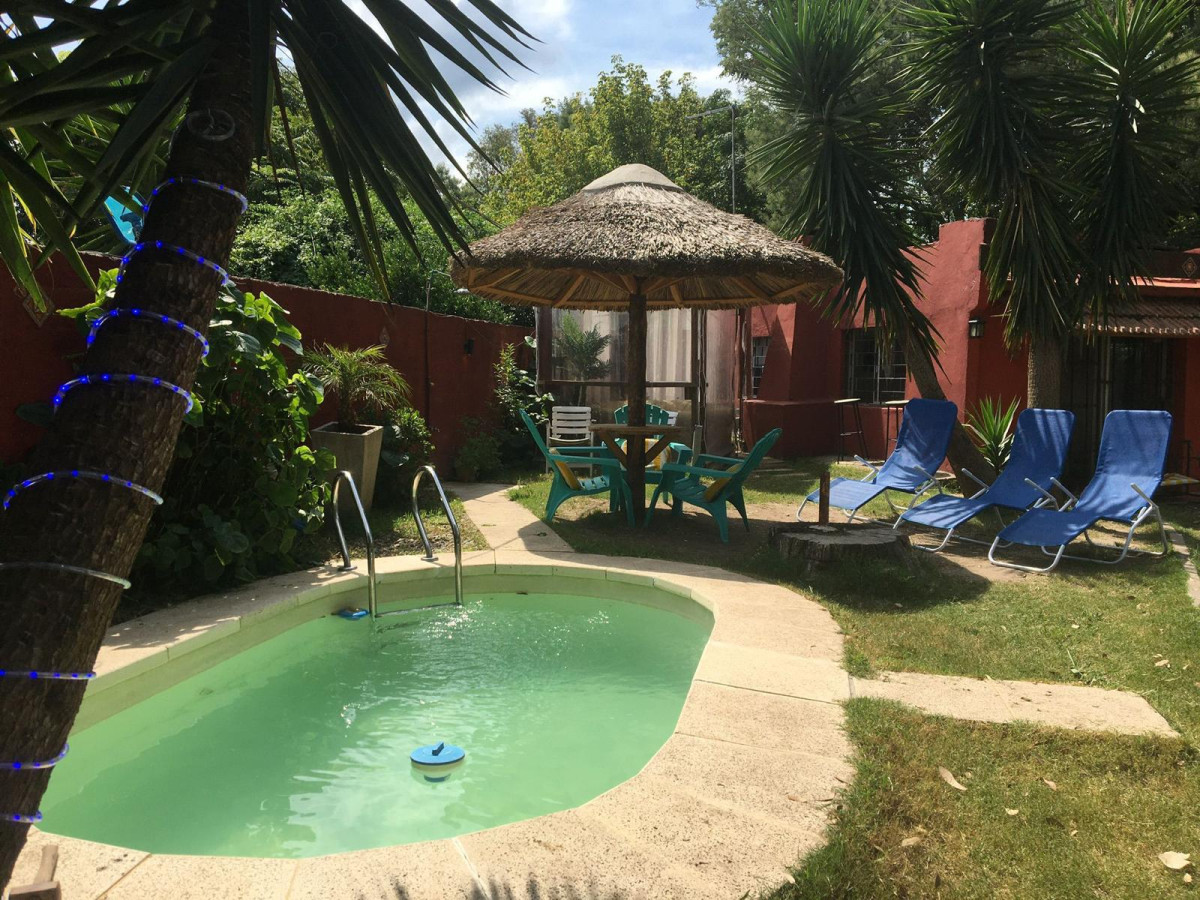 Alquilo casa de 2 dormitorios en Atlantida, con piscina, jacuzzi y amoblada 