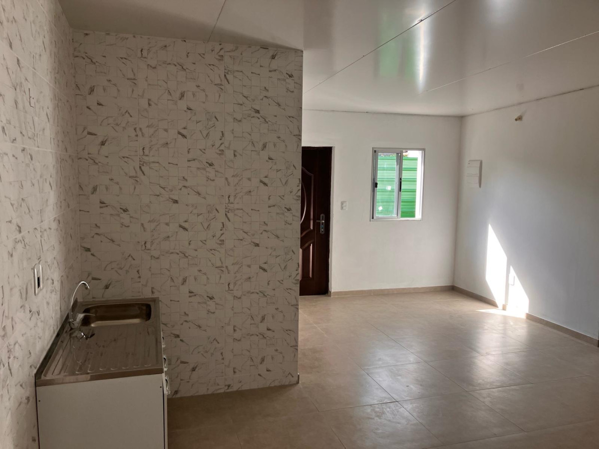 Alquiler Apartamento tipo casa 2 Dormitorios, patio, Ituzaingó
