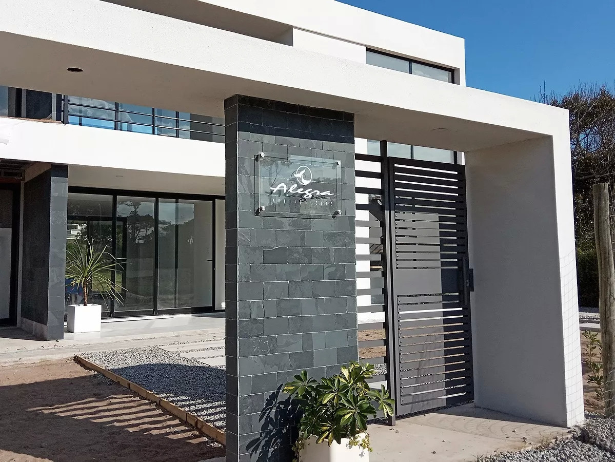 Casa a Estrenar Punta de Chileno 4 dormitorios 2 baños Punta de Chileno, Maldonado