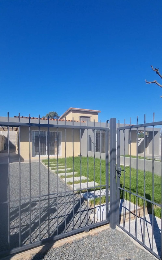 Venta casa 3 dormitorios San José de Carrasco C. de la Costa