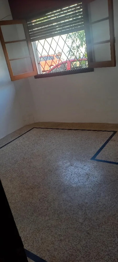 Alquilo casa 1 dormitorio en Goes