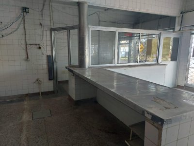 Alquiler/venta de local para fabrica de chacinados y otros
