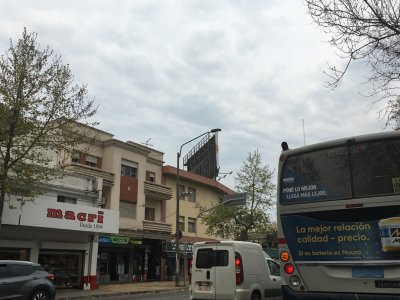 Ideal Renta O Construcción De Edificio!