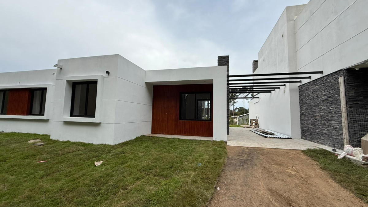 Imagen de Casa en venta tres dormitorios Punta del Este 