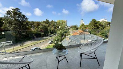 VENTA APARTAMENTO 2 DORMITORIOS PUNTA DEL ESTE