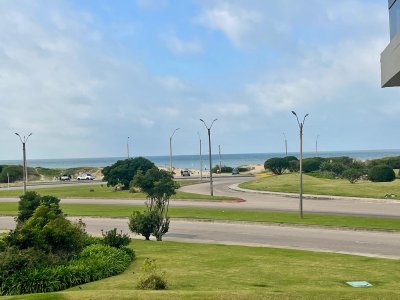 Venta y alquiler de hermoso Aparatamento en la Brava-Punta Del Este