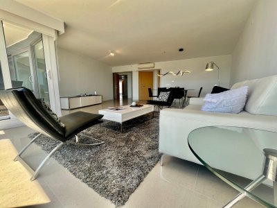 VENTA APARTAMENTO 3 DORMITORIO PUNTA DEL ESTE