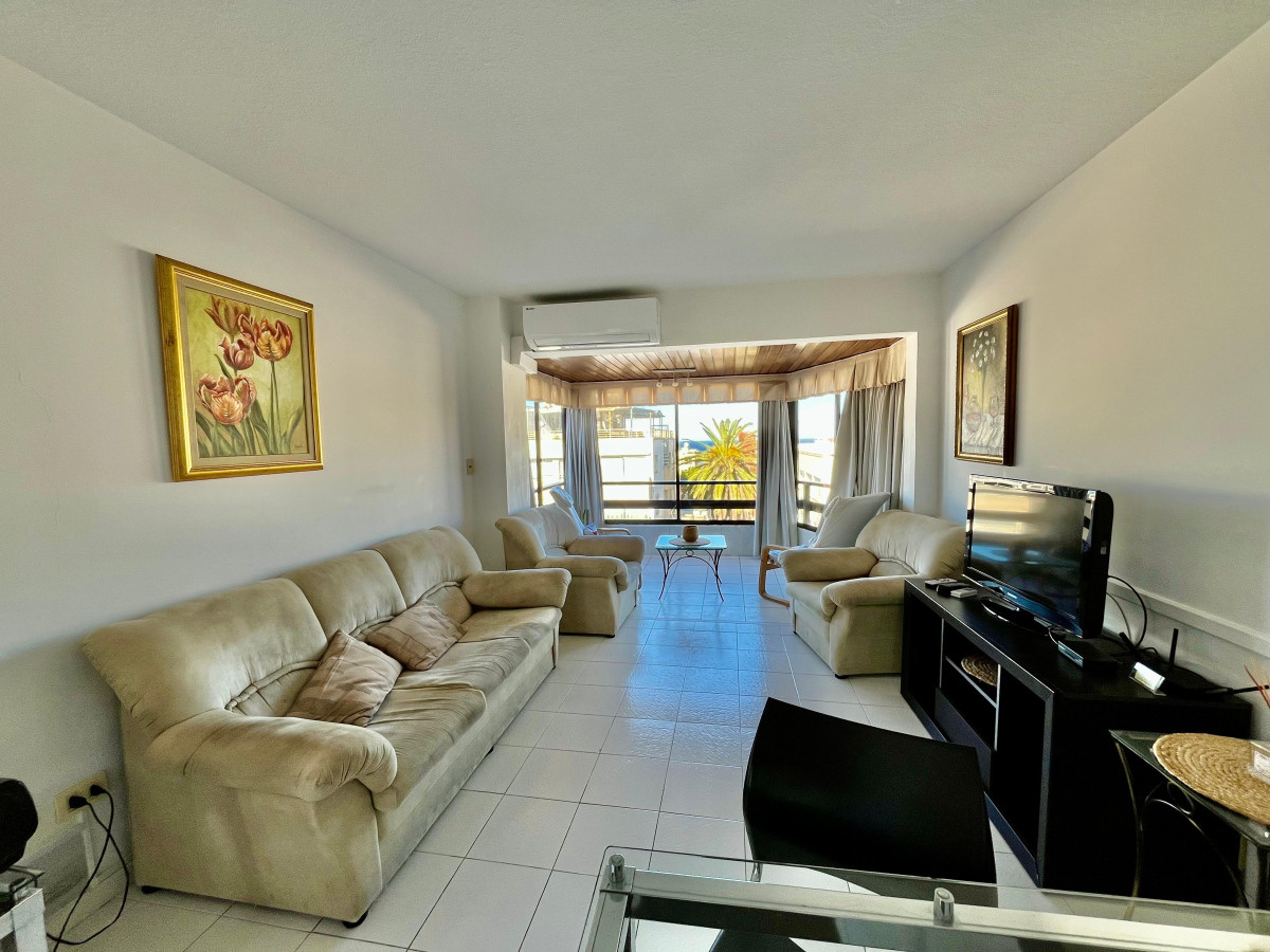 En venta apartamento en Peninsula de 3 dormitorios
