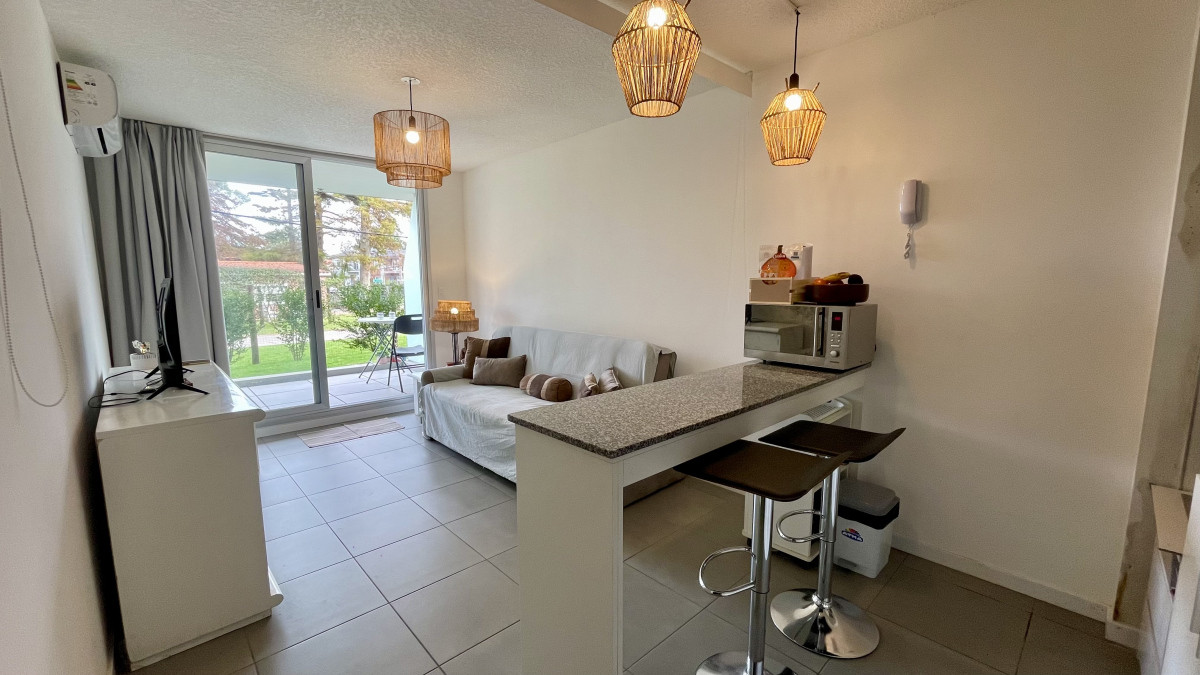Venta apartamento 1 dormitorio 1 baño pinares