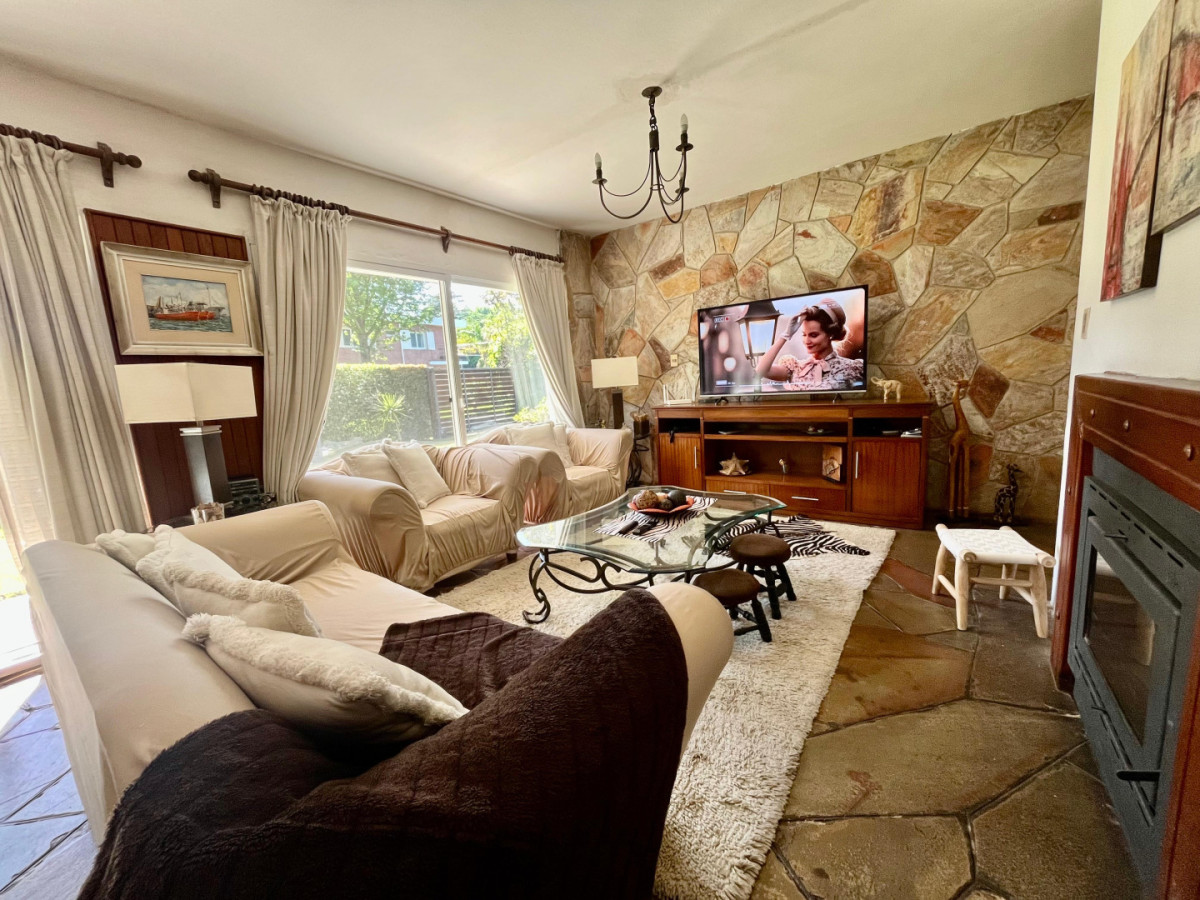 CASA EN ALQUILER TEMPORAL MANSA 3 DORMITORIOS