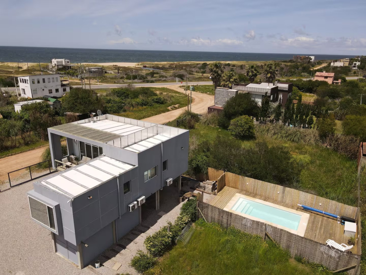 VENTA CASA 3 DORMITORIOS JOSE IGNACIO