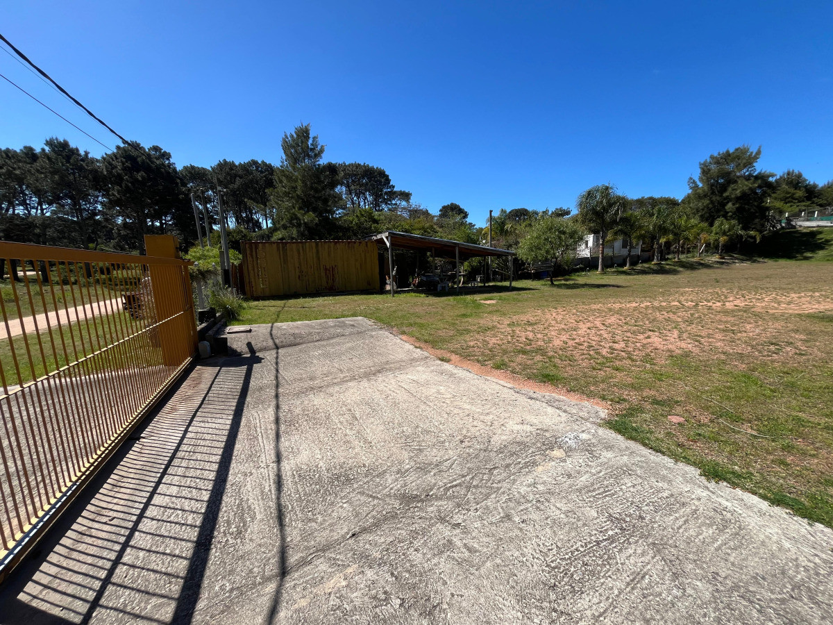 VENTA TERRENO PUNTA BALLENA
