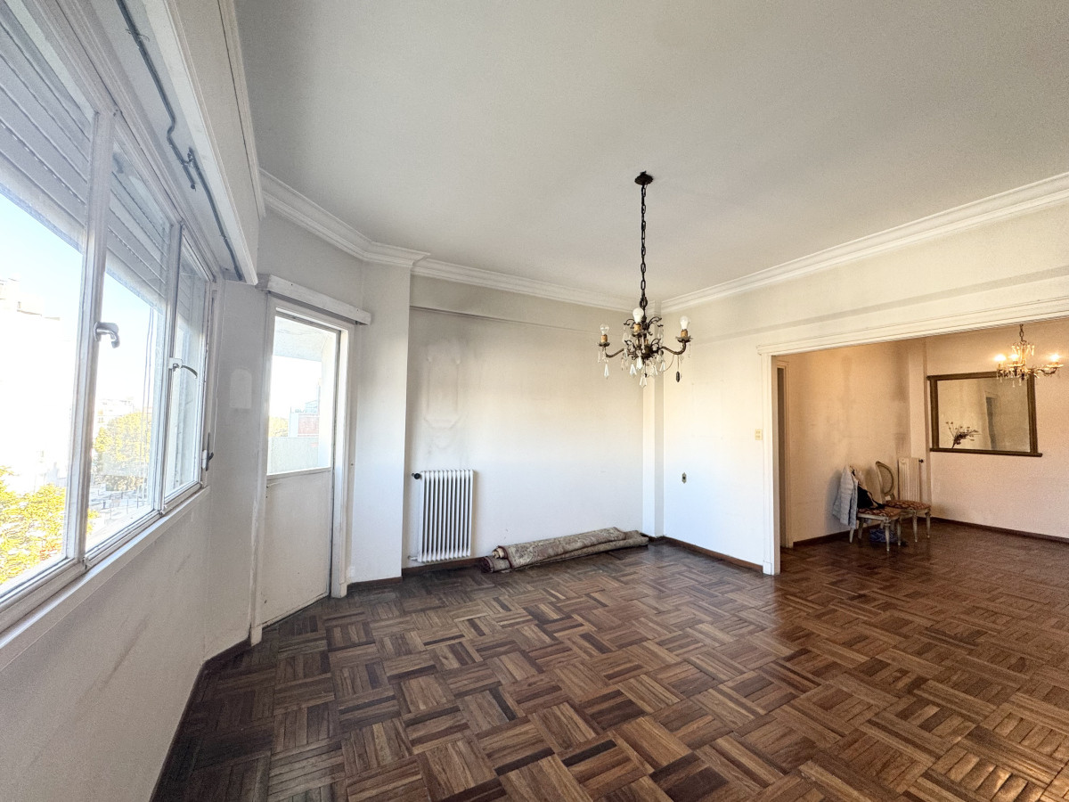 Venta Apartamento 3 Dormitorios Parque Rodo Montevideo