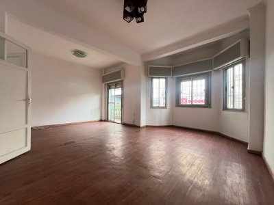 Alquiler Apartamento 2 Dormitorios Centro Montevideo R