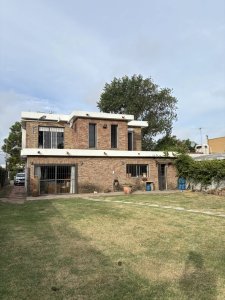 Casa en venta Barra De Carrasco 4 dormitorios