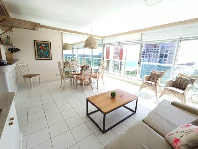 Venta de apartamento de 2 dorm 2 bañ 1 en suite