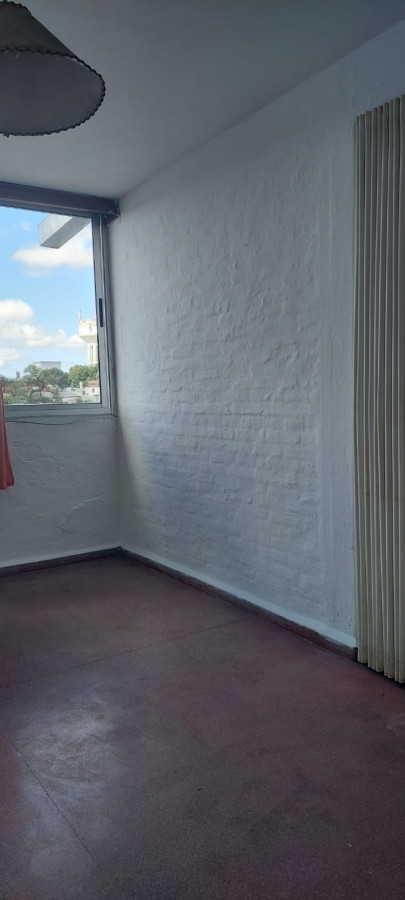Venta de lindo Apartamento en la Ciudad de SAN CARLOS de 2 dormitorios.