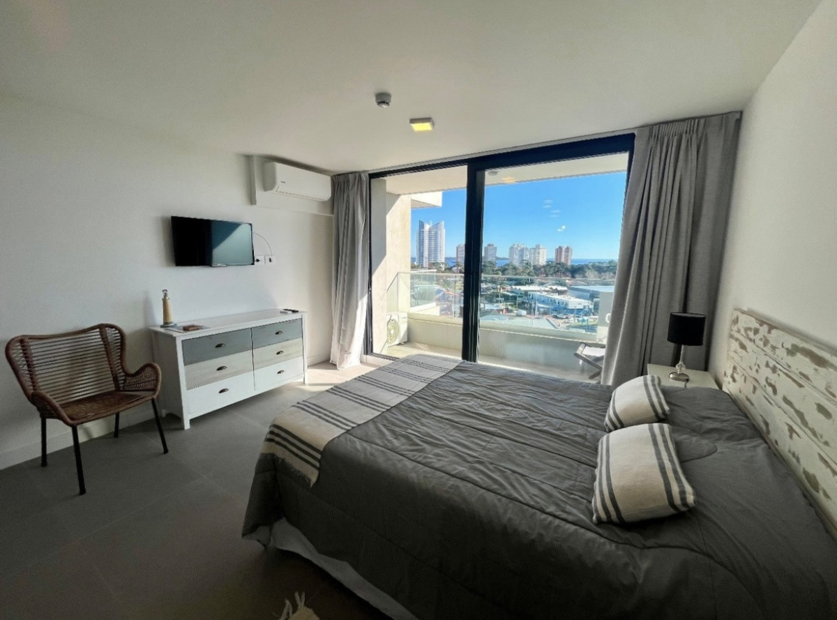 Venta De Monoambiente En Edificio View Punta Del Este
