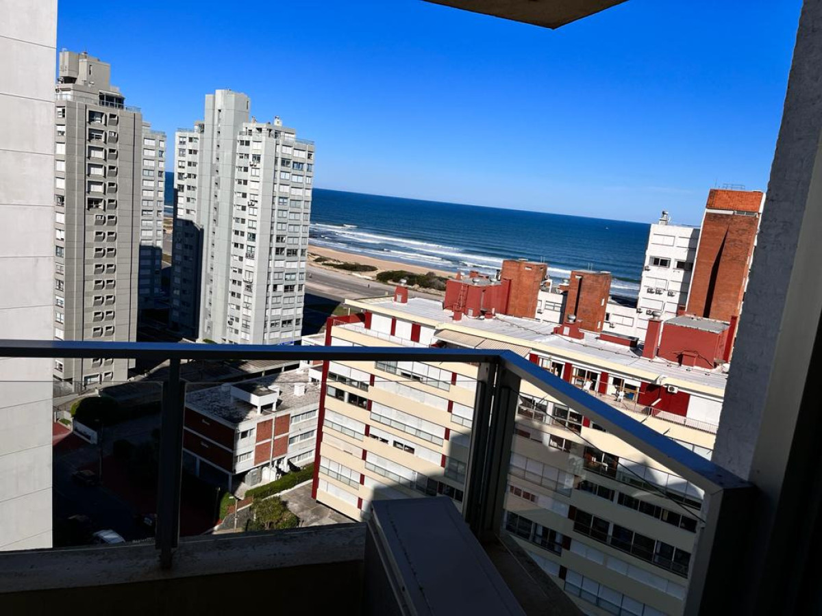 Alquiler temporal, disponible desde febrero. 1 dorm, Pda 2 Punta del Este.