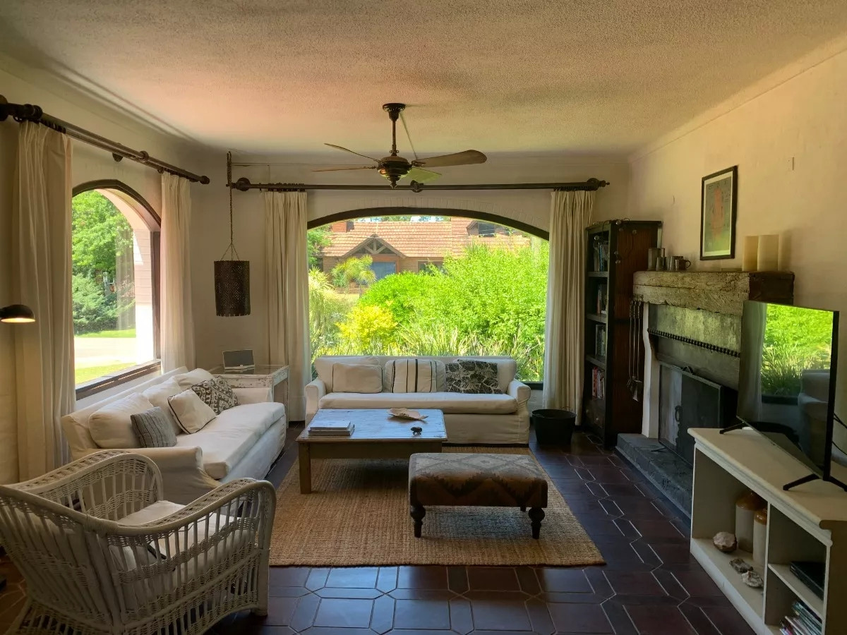 Casa 4 dormitorios, 4 baños Beverly Hills